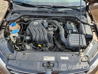 Zdjęcie 11 z 13 samochodu: 2015 VOLKSWAGEN JETTA BASE VIN:3VW2K7AJ2FM217927 - miniatura