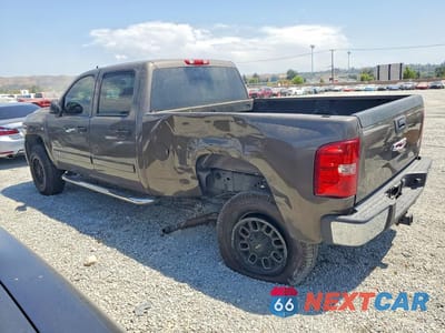 Drugie zdjęcie samochodu z przodu: 2008 CHEVROLET SILVERADO C2500 HEAVY DUTY VIN:1GCHC23KX8F116530 - miniatura