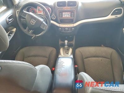 Zdjęcie 8 z 13 samochodu: 2019 DODGE JOURNEY SE VIN:3C4PDCAB3KT751359 - miniatura