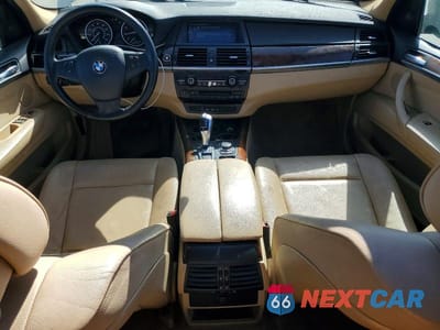 Zdjęcie 8 z 13 samochodu: 2010 BMW X5 XDRIVE30I VIN:5UXFE4C53AL276875 - miniatura