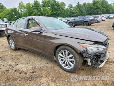 Czwarte zdjęcie samochodu z boku: 2015 INFINITI Q50 PREMIUM VIN:JN1BV7ARXFM418439 - miniatura