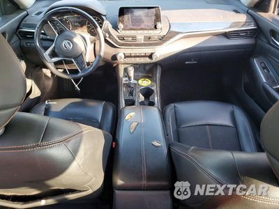 Zdjęcie 8 z 12 samochodu: 2019 NISSAN ALTIMA SR VIN:1N4BL4CV2KN308751 - miniatura