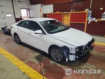 Czwarte zdjęcie samochodu z boku: 2026 HYUNDAI ELANTRA HYBRID BLUE VIN:KMHLM4DJ9TU186111 - miniatura