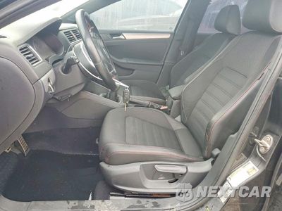 Zdjęcie 7 z 12 samochodu: 2012 VOLKSWAGEN JETTA GLI VIN:3VW567AJ2CM460182 - miniatura