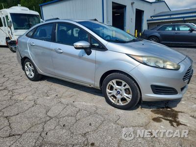 Czwarte zdjęcie samochodu z boku: 2015 FORD FIESTA SE VIN:3FADP4BJ6FM161121 - miniatura
