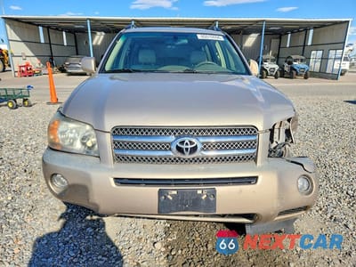 Piąte zdjęcie samochodu w środku: 2006 TOYOTA HIGHLANDER HYBRID VIN:JTEEW21A360023669 - miniatura