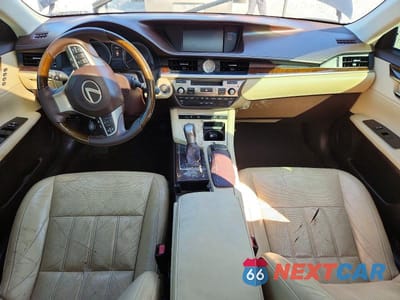 Zdjęcie 8 z 13 samochodu: 2016 LEXUS ES 350 VIN:58ABK1GG8GU001626 - miniatura