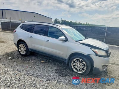 Czwarte zdjęcie samochodu z boku: 2015 CHEVROLET TRAVERSE LT VIN:1GNKRGKD8FJ102194 - miniatura