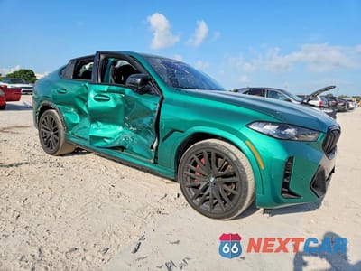 Czwarte zdjęcie samochodu z boku: 2024 BMW X6 M60I VIN:5UX43EX00R9U46264 - miniatura