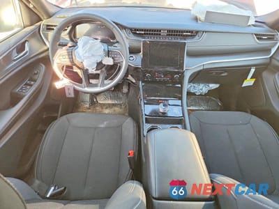 Zdjęcie 8 z 14 samochodu: 2026 JEEP GRAND CHEROKEE L VIN:1C4RJJAG0T8559320 - miniatura