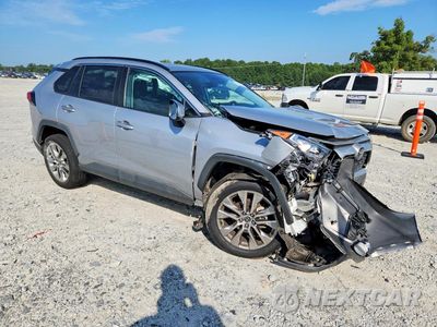 Czwarte zdjęcie samochodu z boku: 2021 TOYOTA RAV4 XLE PREMIUM VIN:2T3C1RFV0MW173813 - miniatura