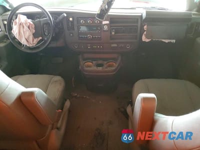 Zdjęcie 8 z 13 samochodu: 2022 CHEVROLET EXPRESS G3500 LS VIN:1GAZGNF70N1148888 - miniatura