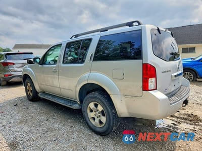 Drugie zdjęcie samochodu z przodu: 2012 NISSAN PATHFINDER S VIN:5N1AR1NB7CC637041 - miniatura