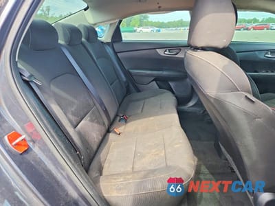 Zdjęcie 10 z 12 samochodu: 2019 KIA FORTE LXS VIN:3KPF24AD1KE097068 - miniatura