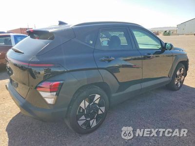 Trzecie zdjęcie samochodu z tyłu: 2025 HYUNDAI KONA SEL VIN:KM8HB3AB0SU291993 - miniatura