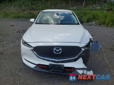 Piąte zdjęcie samochodu w środku: 2019 MAZDA CX-5 SPORT VIN:JM3KFBBMXK1587900 - miniatura