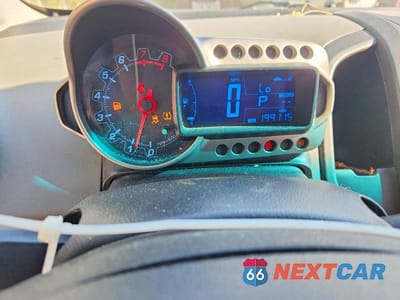 Zdjęcie 9 z 12 samochodu: 2013 CHEVROLET SONIC LS VIN:1G1JA5SG1D4174711 - miniatura