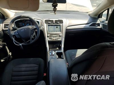 Zdjęcie 8 z 12 samochodu: 2017 FORD FUSION SE VIN:3FA6P0H77HR370452 - miniatura