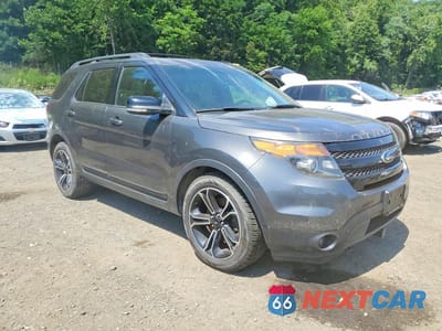 Czwarte zdjęcie samochodu z boku: 2015 FORD EXPLORER SPORT VIN:1FM5K8GT2FGA00690 - miniatura