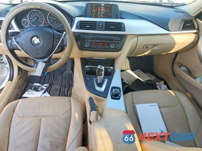 Zdjęcie 8 z 12 samochodu: 2014 BMW 320 I XDRIVE VIN:WBA3C3C57EF984794 - miniatura