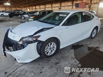 2026 TOYOTA CAMRY LE 4T1DAACK0TU252549 - główne zdjęcie licytacji z USA - miniatura