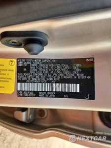 Zdjęcie 14 z 14 samochodu: 2006 TOYOTA HIGHLANDER BASE VIN:JTEEP21A060176135 - miniatura