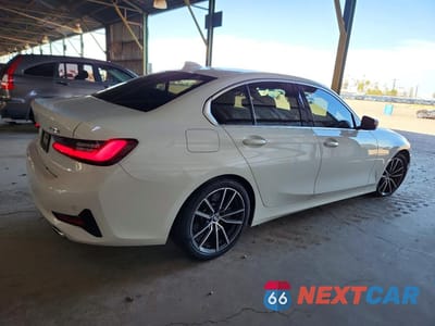 Trzecie zdjęcie samochodu z tyłu: 2021 BMW 330I VIN:3MW5R1J00M8B91749 - miniatura