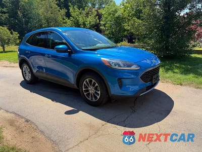 2020 FORD ESCAPE SE 1FMCU9G69LUC41483 - główne zdjęcie licytacji z USA - miniatura