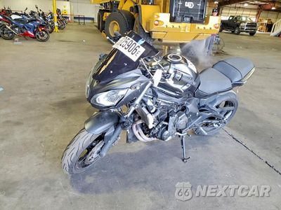 Trzecie zdjęcie samochodu z tyłu: 2014 KAWASAKI EX650 F VIN:JKAEXEF16EDA17932 - miniatura