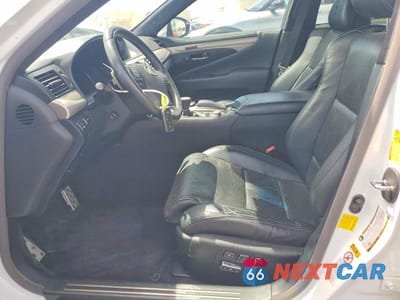 Zdjęcie 7 z 13 samochodu: 2013 LEXUS LS 460 VIN:JTHBL5EF4D5121129 - miniatura