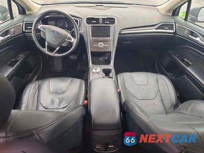 Zdjęcie 8 z 12 samochodu: 2019 FORD FUSION TITANIUM VIN:3FA6P0K91KR269439 - miniatura