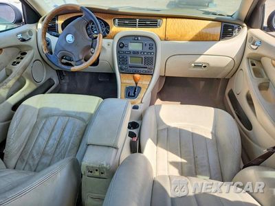 Zdjęcie 8 z 12 samochodu: 2004 JAGUAR X-TYPE 3.0 VIN:SAJEA51C04WD74608 - miniatura