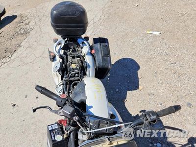 Piąte zdjęcie samochodu w środku: 2003 BMW F650 GS VIN:WB10182AX3ZE48733 - miniatura