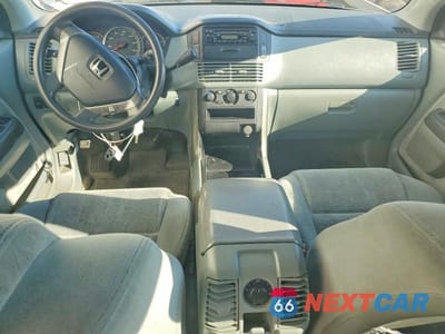 Zdjęcie 8 z 13 samochodu: 2005 HONDA PILOT LX VIN:2HKYF18155H571983 - miniatura