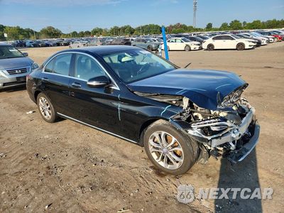 Czwarte zdjęcie samochodu z boku: 2017 MERCEDES-BENZ C 300 4MATIC VIN:55SWF4KB8HU202806 - miniatura