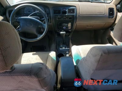 Zdjęcie 8 z 13 samochodu: 2001 TOYOTA 4RUNNER SR5 VIN:JT3GN86R110203067 - miniatura