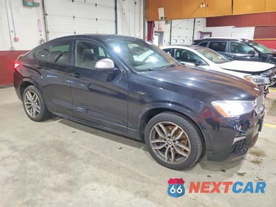 Piąte zdjęcie samochodu w środku: 2017 BMW X4 XDRIVEM40I VIN:5UXXW7C5XH0U25751 - miniatura