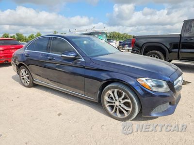 Czwarte zdjęcie samochodu z boku: 2016 MERCEDES-BENZ C 300 4MATIC VIN:55SWF4KB3GU141332 - miniatura