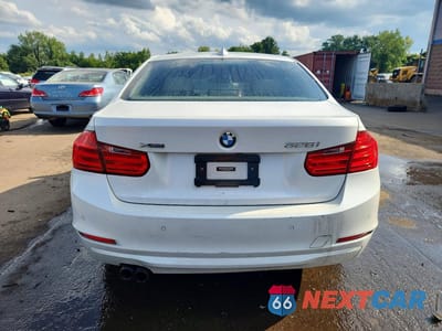 Zdjęcie 6 z 12 samochodu: 2013 BMW 328 XI SULEV VIN:WBA3B5C56DF590328 - miniatura