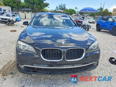 Piąte zdjęcie samochodu w środku: 2012 BMW 750 LXI VIN:WBAKC8C51CC435681 - miniatura