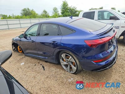 Drugie zdjęcie samochodu z przodu: 2022 AUDI E-TRON SPORTBACK PRESTIGE VIN:WA13AAGE2NB035937 - miniatura