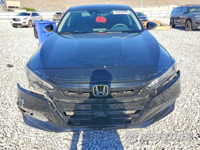 Piąte zdjęcie samochodu w środku: 2018 HONDA ACCORD LX VIN:1HGCV1F12JA084632 - miniatura