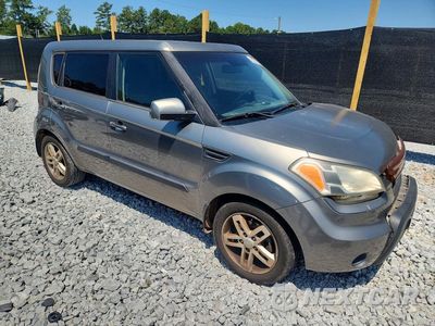Czwarte zdjęcie samochodu z boku: 2011 KIA SOUL + VIN:KNDJT2A27B7301835 - miniatura
