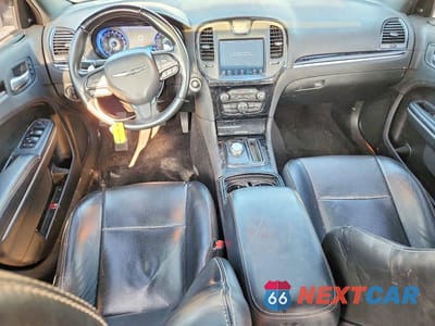 Zdjęcie 8 z 13 samochodu: 2018 CHRYSLER 300 S VIN:2C3CCAGG9JH331092 - miniatura