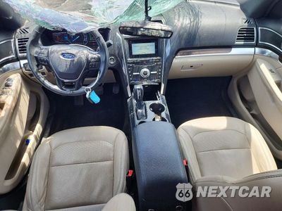 Zdjęcie 8 z 13 samochodu: 2018 FORD EXPLORER LIMITED VIN:1FM5K7F83JGC22896 - miniatura