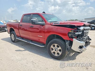 Czwarte zdjęcie samochodu z boku: 2026 RAM 2500 BIG HORN VIN:3C6UR5DJ0TG200066 - miniatura
