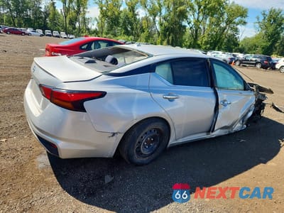 Trzecie zdjęcie samochodu z tyłu: 2020 NISSAN ALTIMA S VIN:1N4BL4BV9LC222416 - miniatura