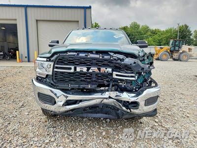 Piąte zdjęcie samochodu w środku: 2022 RAM 3500 TRADESMAN VIN:3C63R3AL2NG378358 - miniatura
