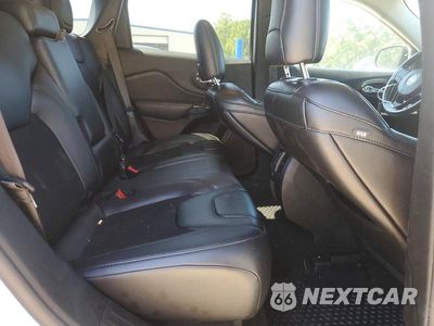 Zdjęcie 10 z 12 samochodu: 2019 JEEP CHEROKEE LATITUDE PLUS VIN:1C4PJMLB0KD482335 - miniatura