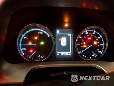 Zdjęcie 9 z 14 samochodu: 2016 TOYOTA RAV4 HV XLE VIN:JTMRJREV4GD025175 - miniatura